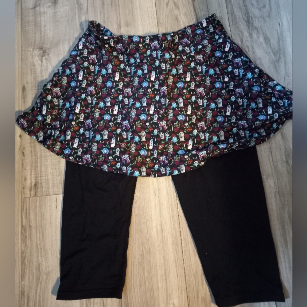 Disney Haunted Mansion Skirted Capris  TC